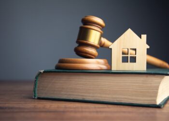 Real Estate Lawyer