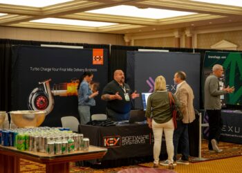 Empowering Courier Services with Innovative Software Solutions: The Key Software Advantage