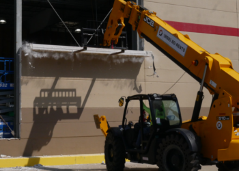 How Professional Demolition Services Simplify Large-Scale Projects