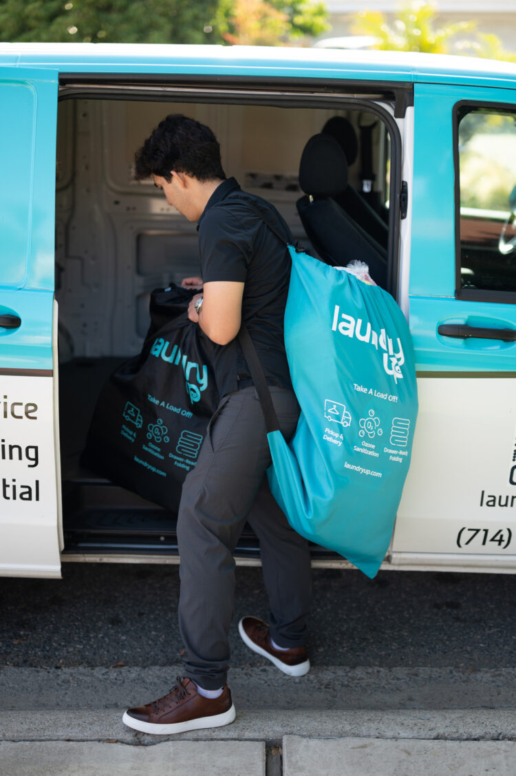 Convenient Wash and Fold Laundry Service with LaundryUp